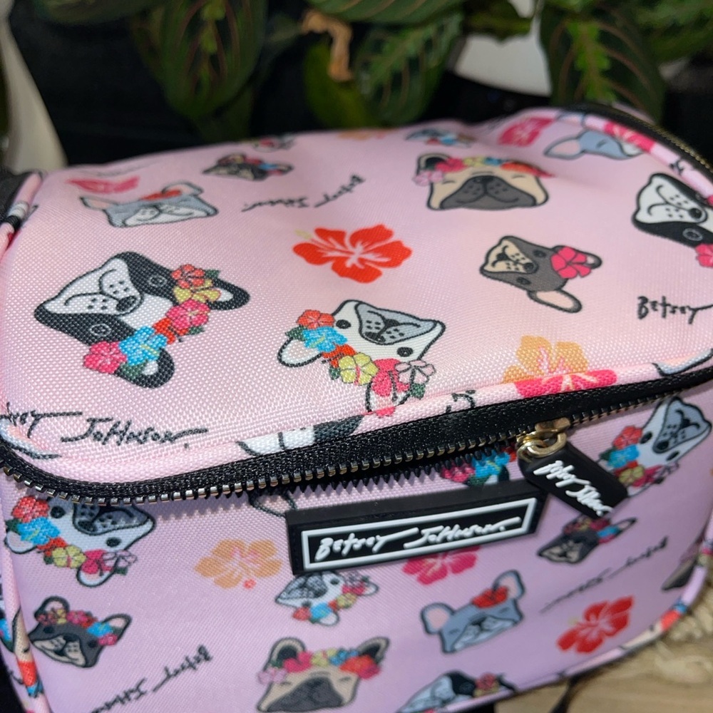 BETSEY JOHNSON Insulated Cube Lunch Tote In Flower Crown Pups - Picture 4 of 13